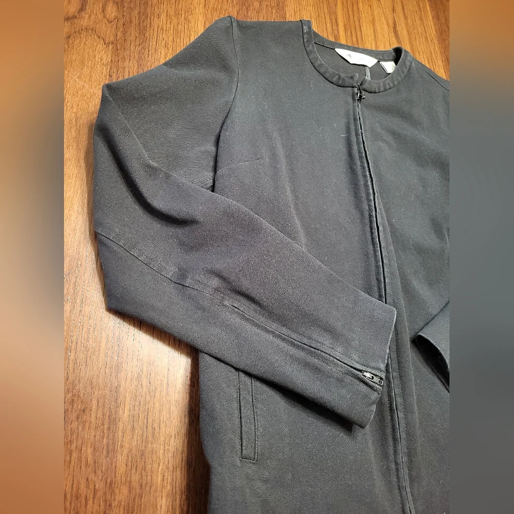 Eddie Bauer Women's Black Wash Medium Denim Zip Sleeve Light Casual Jacket